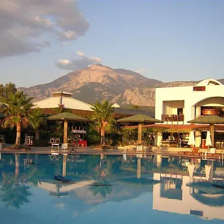 Emelda Sun Club Resort 5*