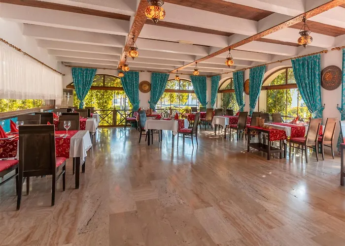 Emelda Sun Club Resort Kemer