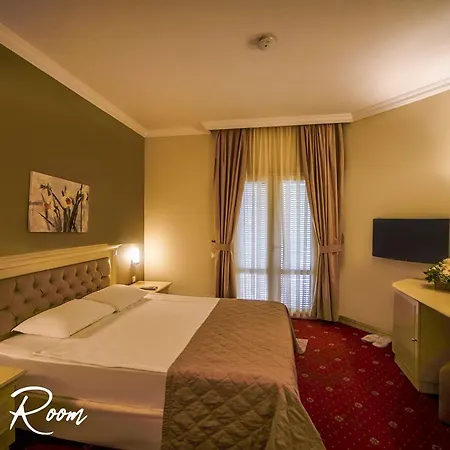 Emelda Sun Club Курортный комплекс Кемер