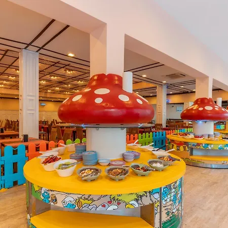 Emelda Sun Club Курортный комплекс 5*