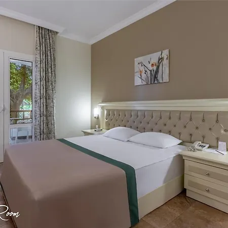 Emelda Sun Club Курортный комплекс Кемер