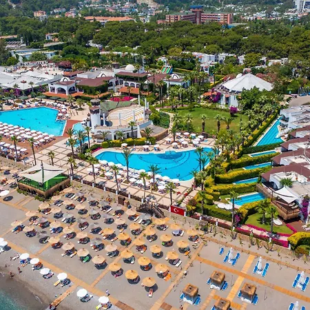 Emelda Sun Club אתר נופש קמר