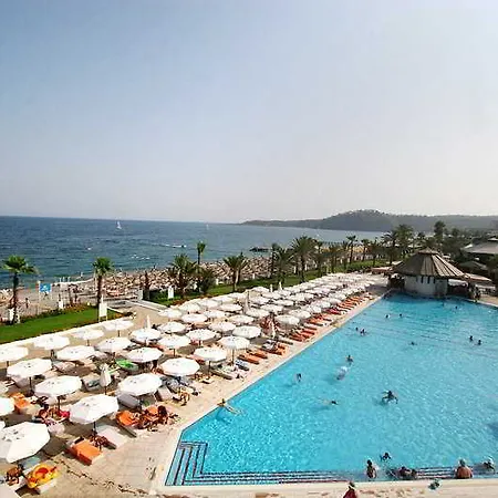 Emelda Sun Club Курортный комплекс 5*