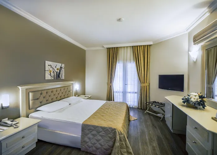 Resort Emelda Sun Club 5*