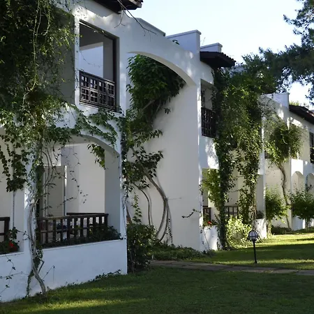 Üdülőközpont Emelda Sun Club