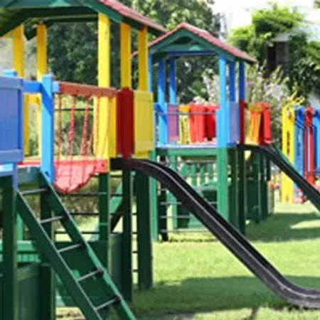 Üdülőközpont Emelda Sun Club 5*