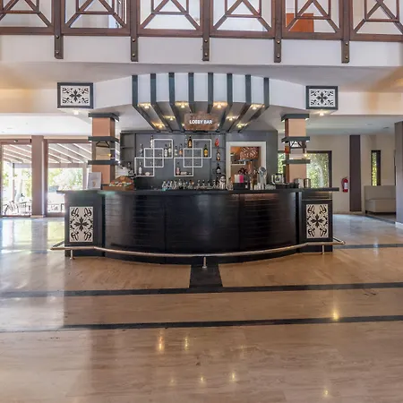Emelda Sun Club منتجع كمر