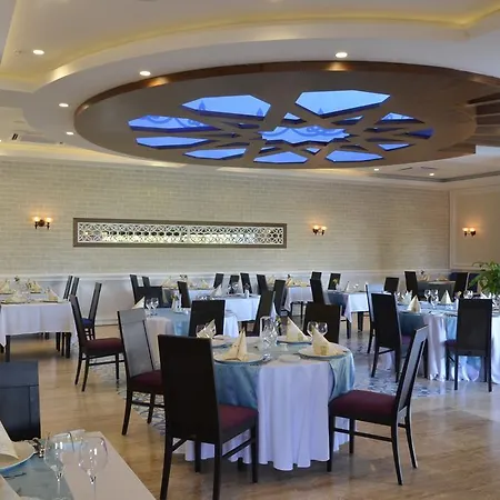 Emelda Sun Club منتجع كمر